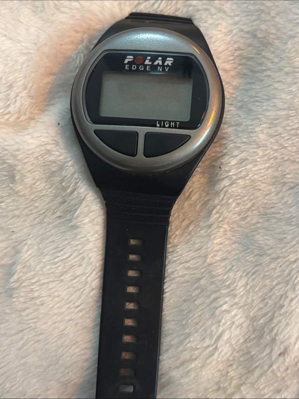 Vintage polar edge nv watch one strap. Needs repair
